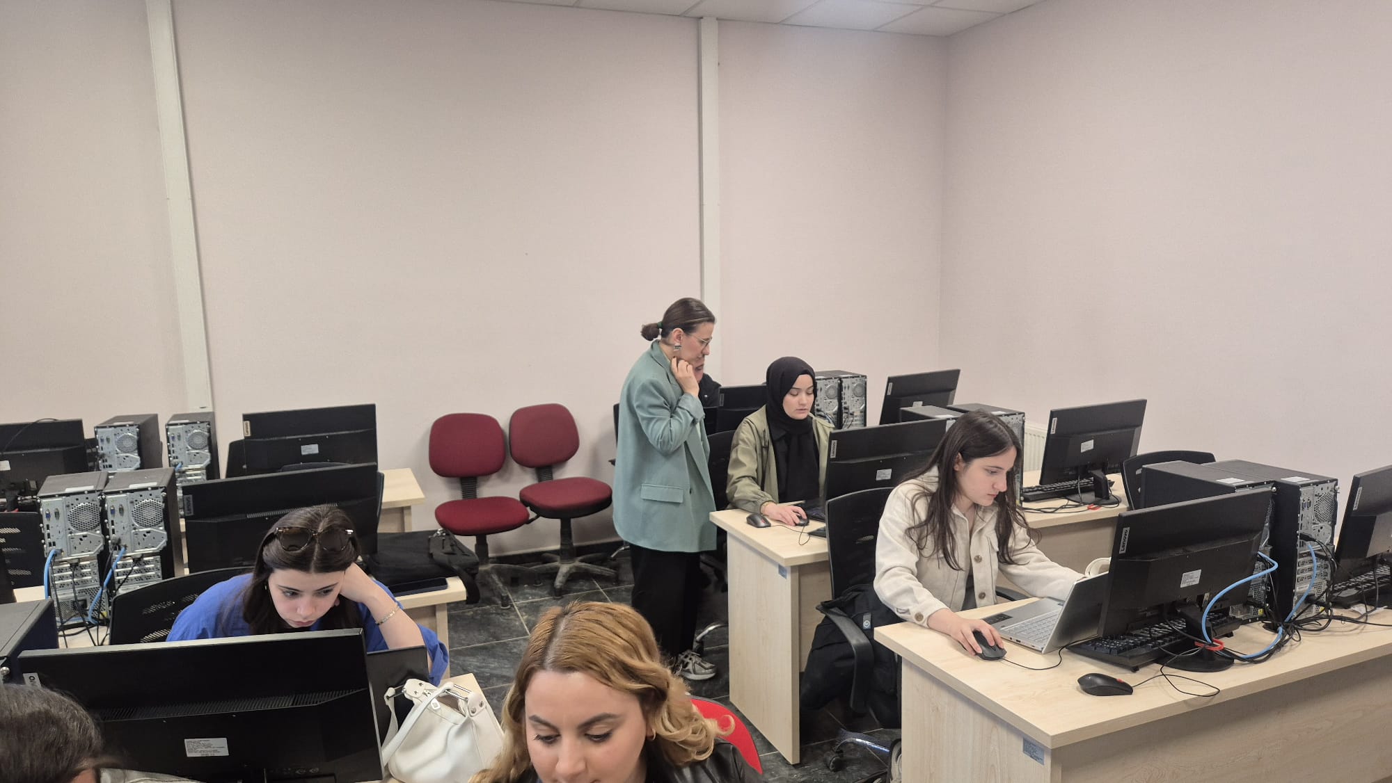 Geleceğini Tasarlıyoruz: Tasarım ve Yapay Zekâ ile Buluşan Üretim